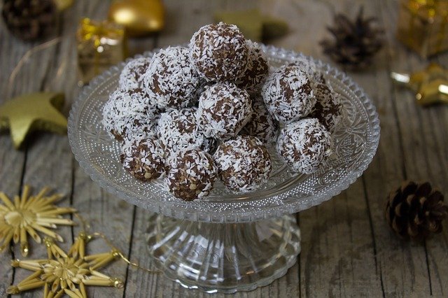 desiccated coconut